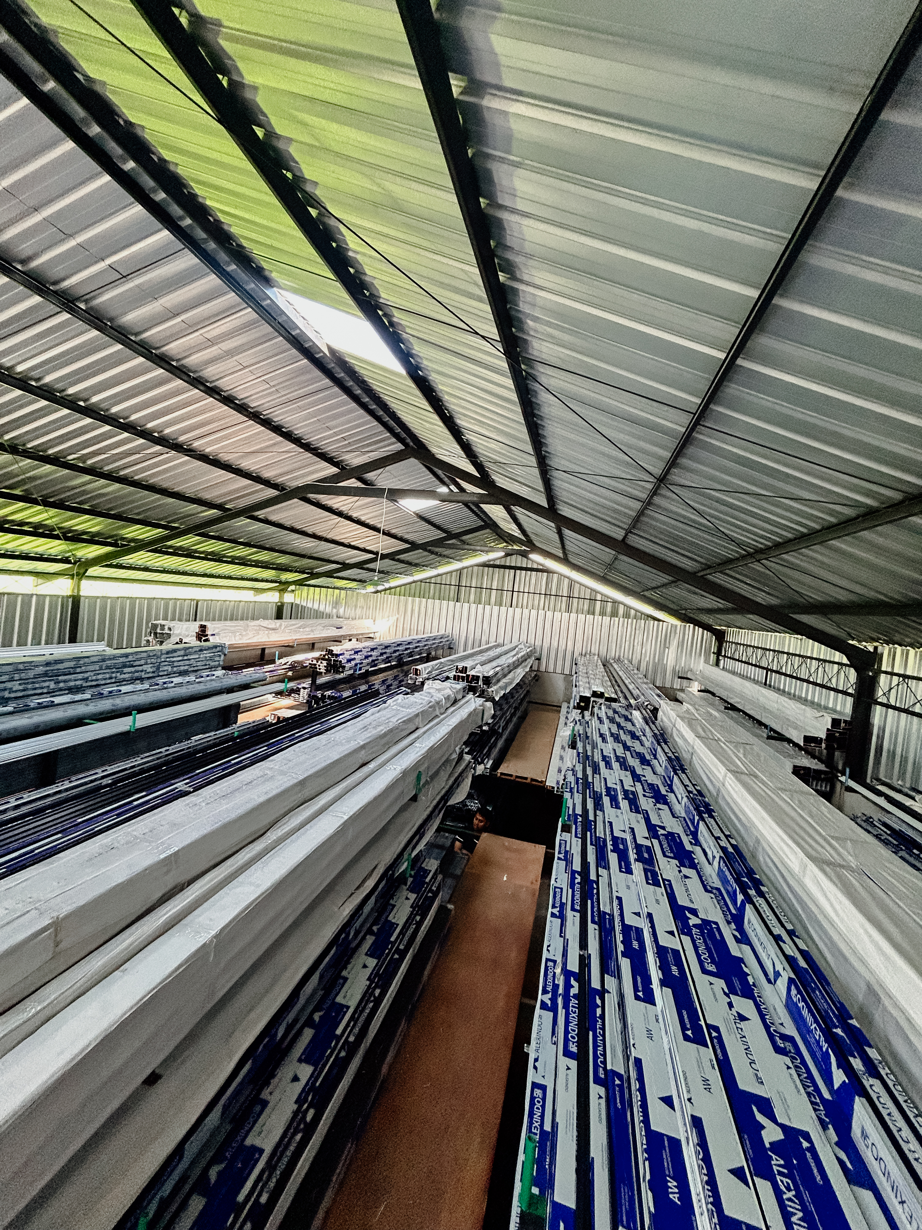 Proyek aluminium CV Guna Kasih Bali