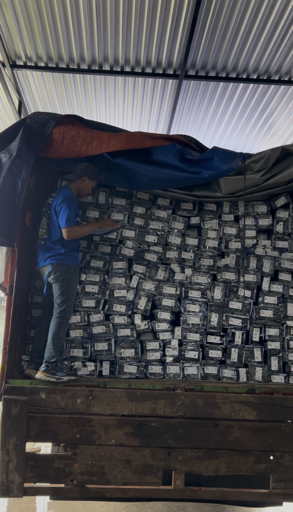 Proyek aluminium CV Guna Kasih Bali